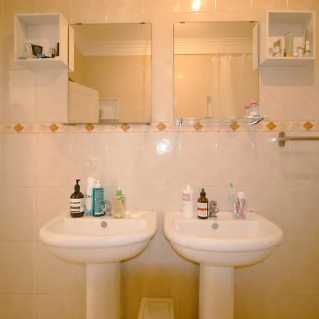 Queluz Apartment Pensionat