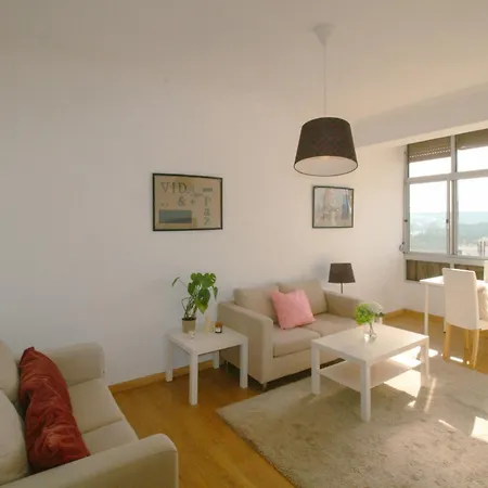 Casa de hóspedes Queluz Apartment 7º Andar Sem Elevador
